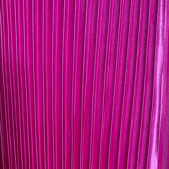 NWT L'idee Elegant Hot Pink Pleated Wide Leg Pant + Halter Top Set